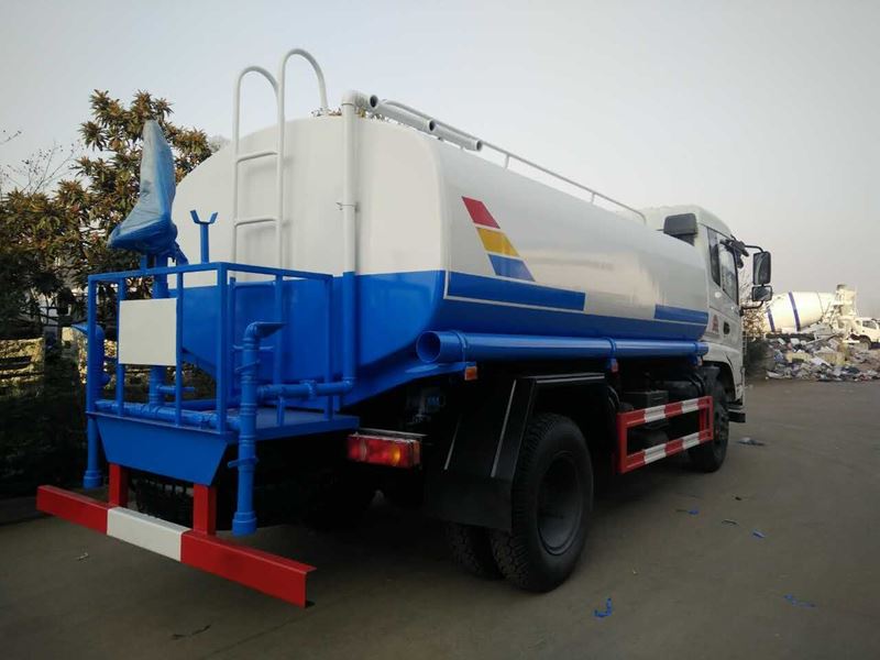 12����12�����|�L�����G����ˮ܇�DƬ