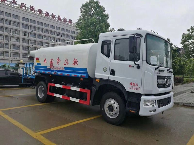 12����12�����|�L������D9�G����ˮ܇�r��DƬ