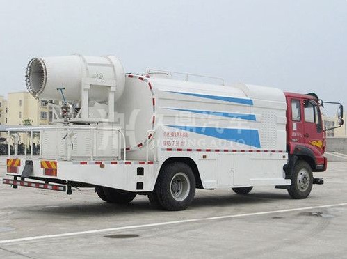 重汽斯太爾多功能抑塵車圖片 重汽斯太爾多功能抑塵車圖片