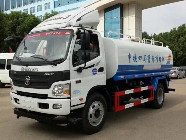 10����ˮ܇��һ��(g��)�¶����X_����W�R��10���G����ˮ܇�S�҃r(ji��)��