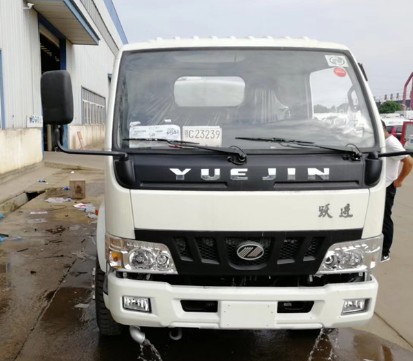 躍進(jìn)5噸綠化灑水車廠家價格4