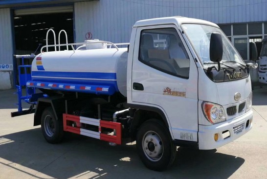 唐駿小寶馬2噸綠化灑水車廠家價(jià)格3