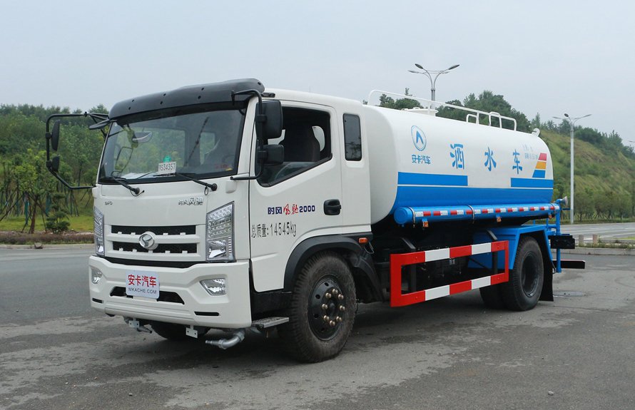 �r(sh��)�L(f��ng)10����ˮ܇(ch��)