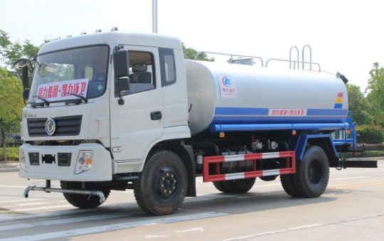 �|�L(f��ng)��(zhu��n)�õױP(p��n)12����ˮ܇(ch��)����DƬ