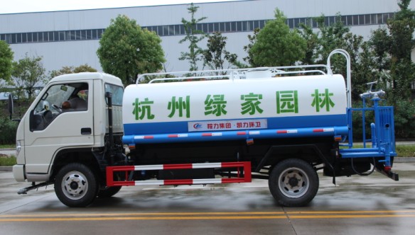 ����С��֮��3���ϑ�5����ˮ܇����DƬ