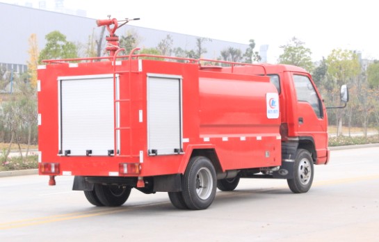 ����С��֮��2����܇����DƬ