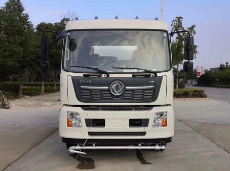 國(guó)六14方東風(fēng)天錦灑水車圖片 國(guó)六14方東風(fēng)天錦灑水車圖片