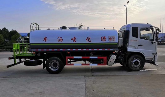 國(guó)六14方東風(fēng)天錦綠化灑水車廠家價(jià)格4