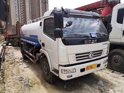 二手帶手續9噸灑水車圖片 二手帶手續9噸灑水車圖片
