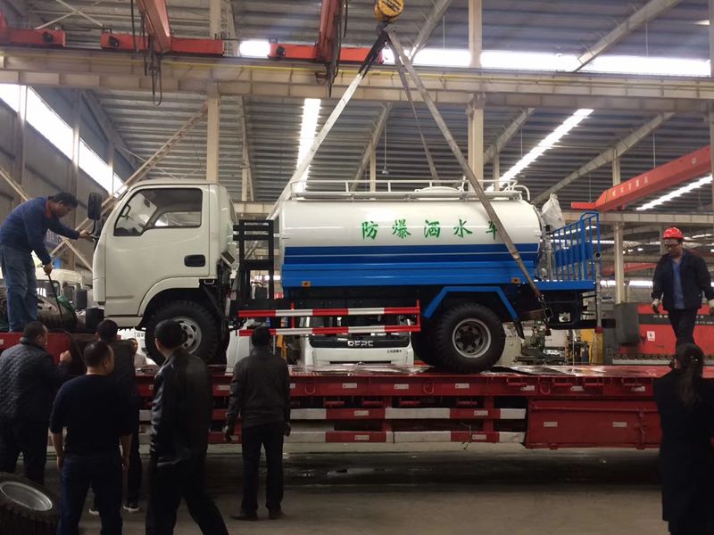 �V�׷�����ˮ܇�b܇�DƬ