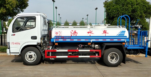 �|�L(f��ng)2��С�͞�ˮ܇(ch��)�DƬ