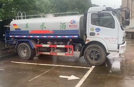 ���֎��������|�L(f��ng)����10����ˮ܇�DƬ