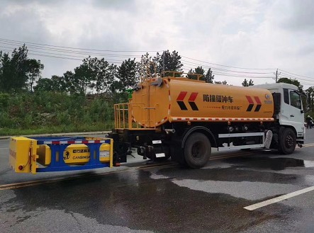 國六東風天錦多功能灑水車帶防撞緩沖車功能 國六東風天錦多功能灑水車帶防撞緩沖車功能