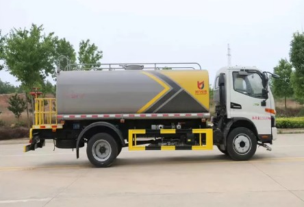 8噸灑水車價格_國六8-10噸江淮駿鈴綠化灑水車廠家價格3