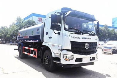 程力灑水車噴灑車圖片 程力灑水車噴灑車圖片