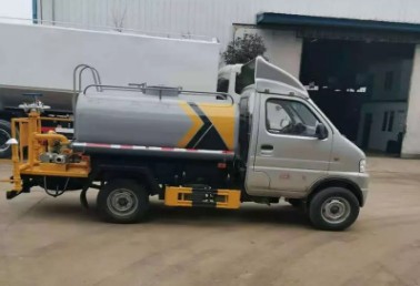 �����{�Ɩ|�L(f��ng)С������ˮ܇