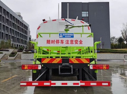 國(guó)六14方重汽豪沃灑水車圖片 國(guó)六14方重汽豪沃灑水車圖片