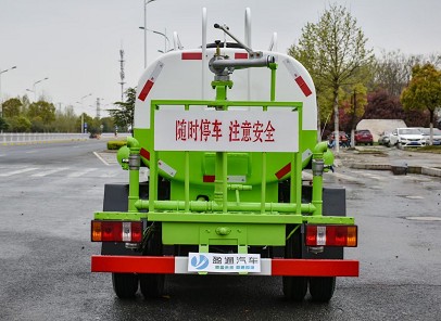 ����2.7������r��С��֮��2�{(l��n)�ƞ�ˮ܇�DƬ