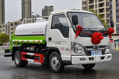 3����ˮ܇�����Xһ�__����2.7������r��С��֮��2�{(l��n)�ƾG����ˮ܇�S�҃r��