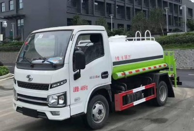 ��(gu��)���{(l��n)��2.5���S�M(j��n)���\(y��n)S80��ˮ܇(ch��)�DƬ