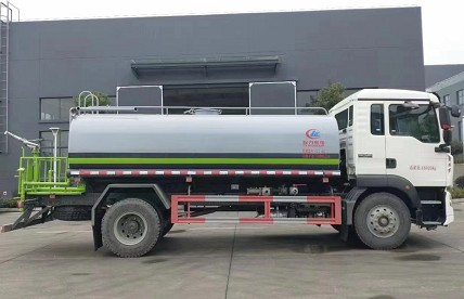 國六重汽豪沃TX綠化噴灑車圖片 國六重汽豪沃TX綠化噴灑車圖片