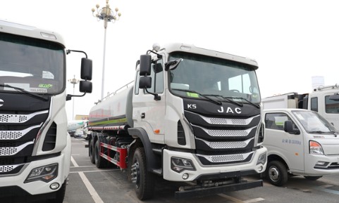 ���������񠖰lK5X���p��15����ˮ܇�DƬ