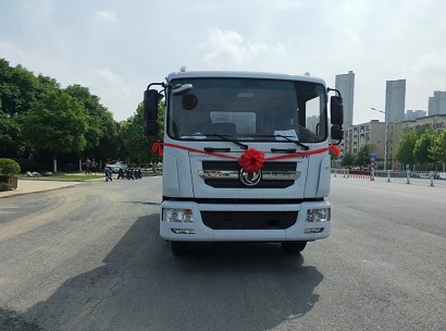 �|�L�ɷݞ�ˮ܇�DƬ