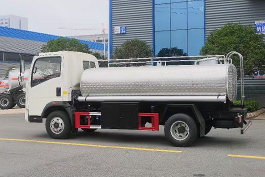 5方不銹鋼運水車圖片 5方不銹鋼運水車圖片