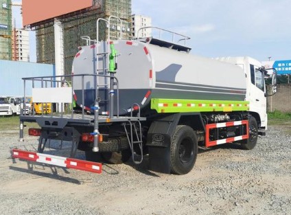 國六東風天錦12方灑水車圖片 國六東風天錦12方灑水車圖片