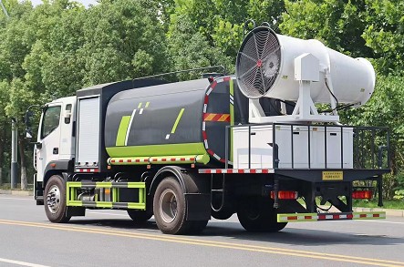 國六福田歐航12方多功能抑塵車圖片 國六福田歐航12方多功能抑塵車圖片