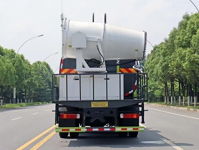 國六福田歐航12方多功能抑塵車圖片 國六福田歐航12方多功能抑塵車圖片