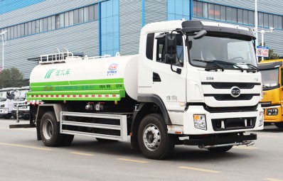 �ȁ���12����늄�(d��ng)��ˮ܇