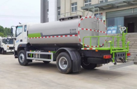 ����W��12.5����ˮ܇