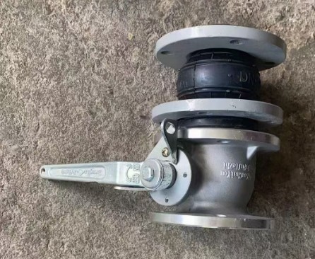 �������֞�ˮ܇���